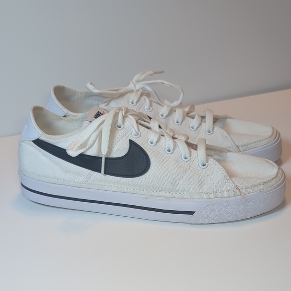 Nike Court Legacy Canvas Low Top Lace Up Sneakers Size 9.5